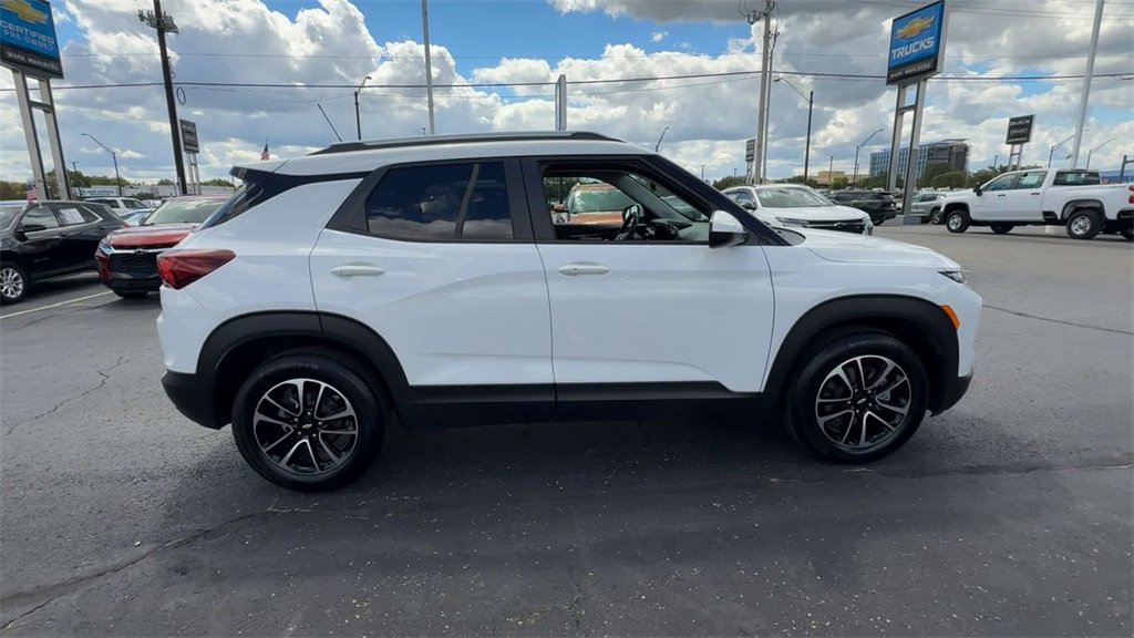 New 2025 Chevrolet TrailBlazer LT w/ Convenience Package image 9