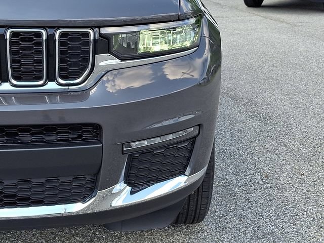 Used 2025 Jeep Grand Cherokee L Limited AWD/4WD image 9