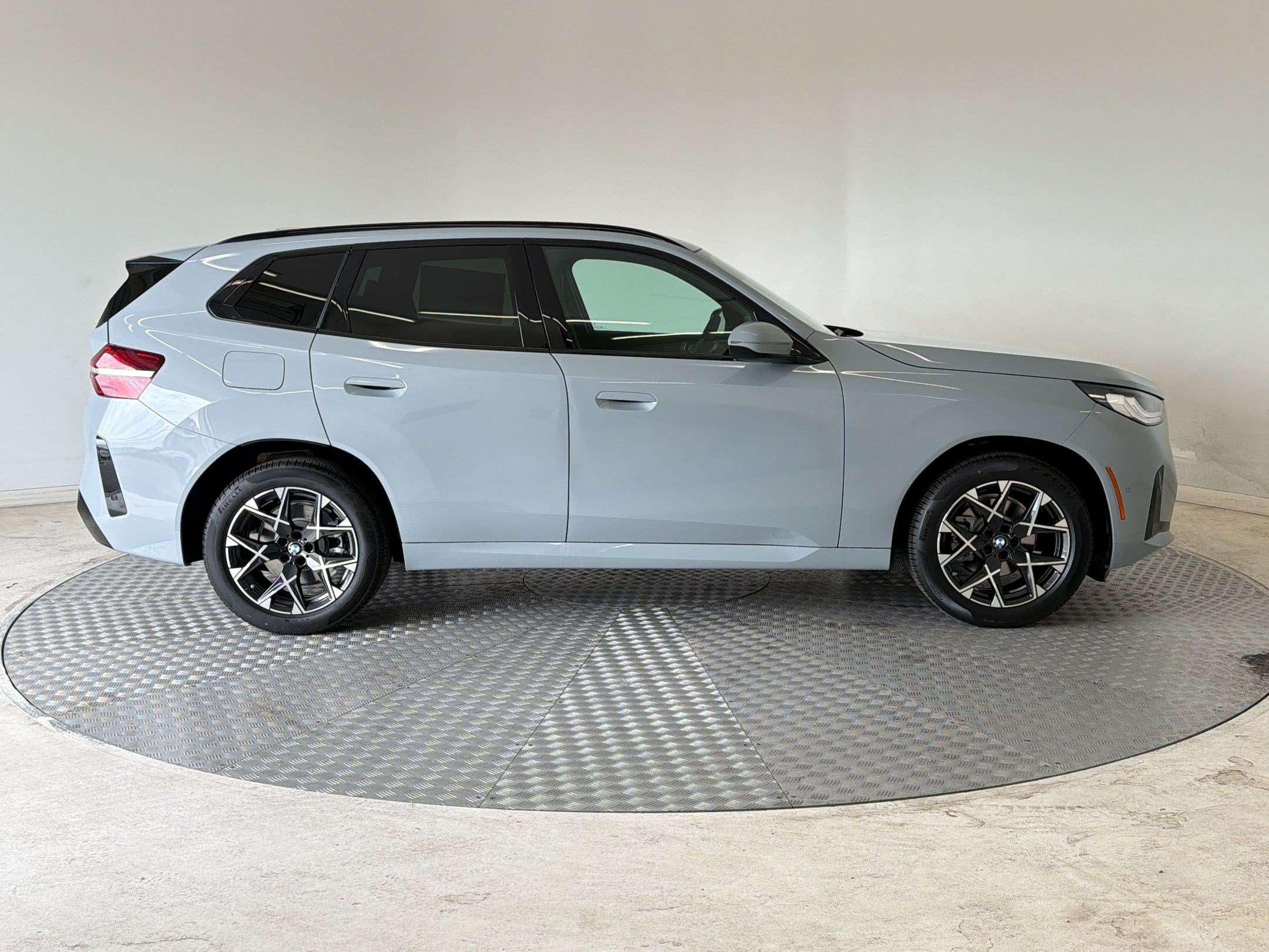 New 2026 BMW X3 xDrive30i w/ M Sport Package AWD/4WD image 8
