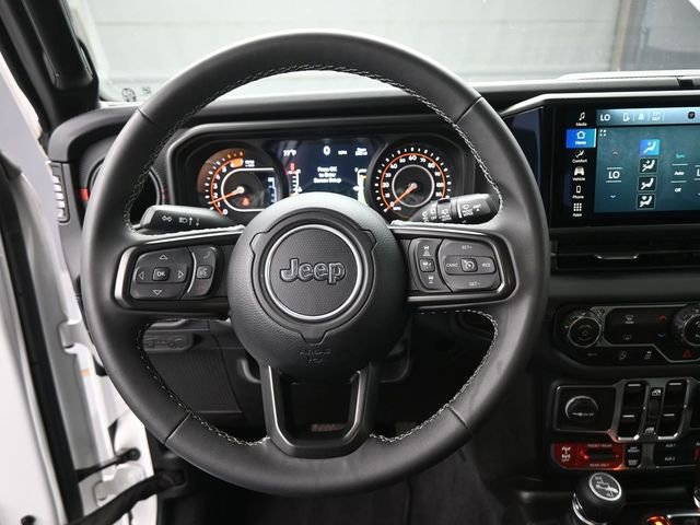 Used 2025 Jeep Wrangler Unlimited Rubicon image 32