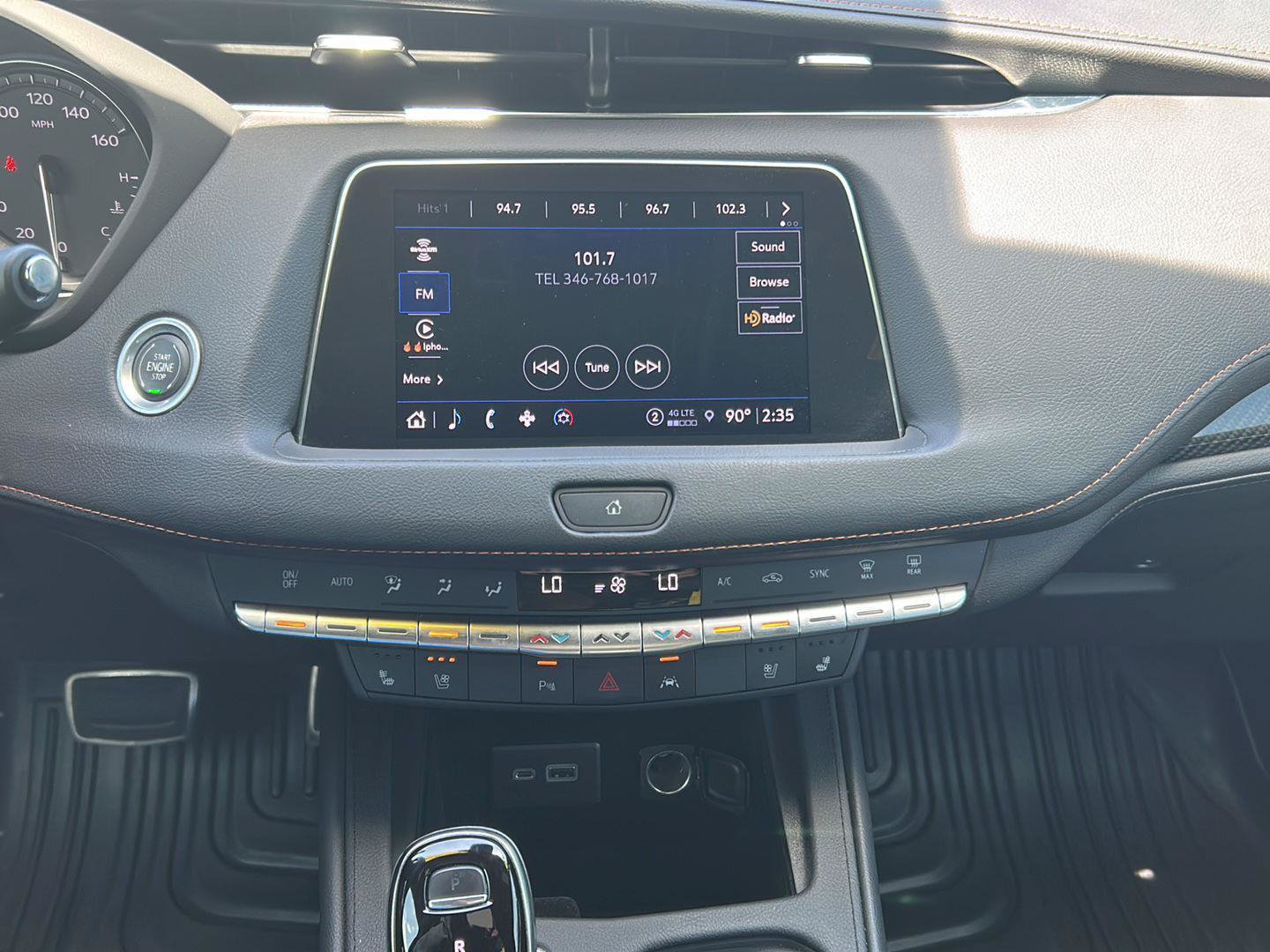 Used 2022 Cadillac XT4 Sport w/ Comfort Package AWD/4WD image 13