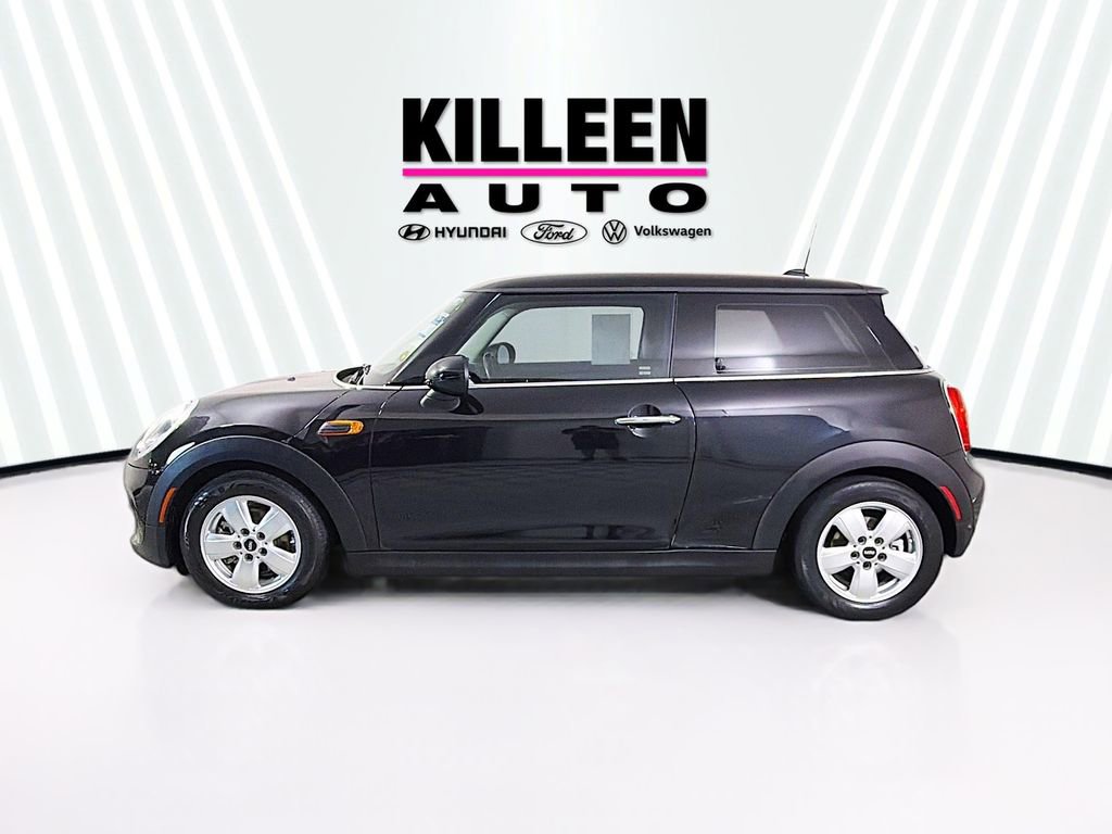Used 2019 MINI Cooper 2-Door Hardtop w/ Signature Upholstery Package image 3