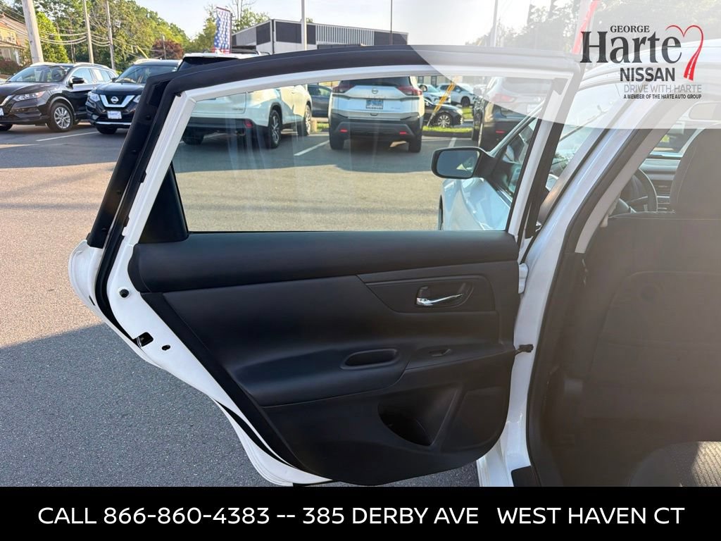 Used 2016 Nissan Altima 2.5 S w/ Power Driver Seat Package FWD image 19