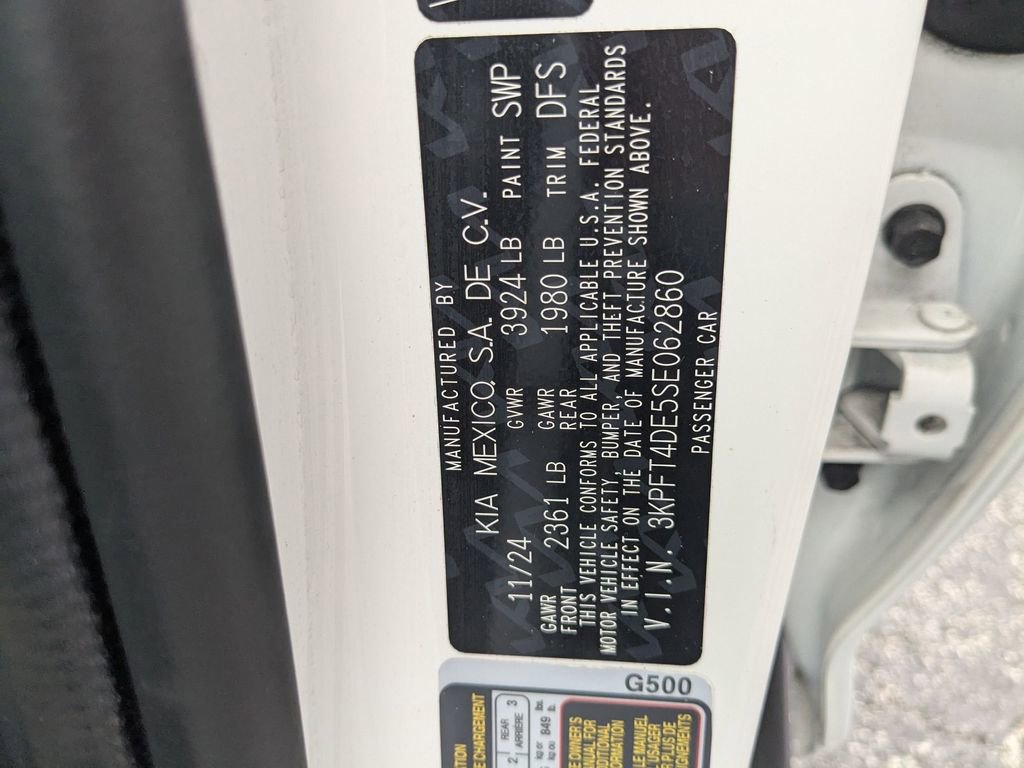 Used 2025 Kia K4 LXS image 33