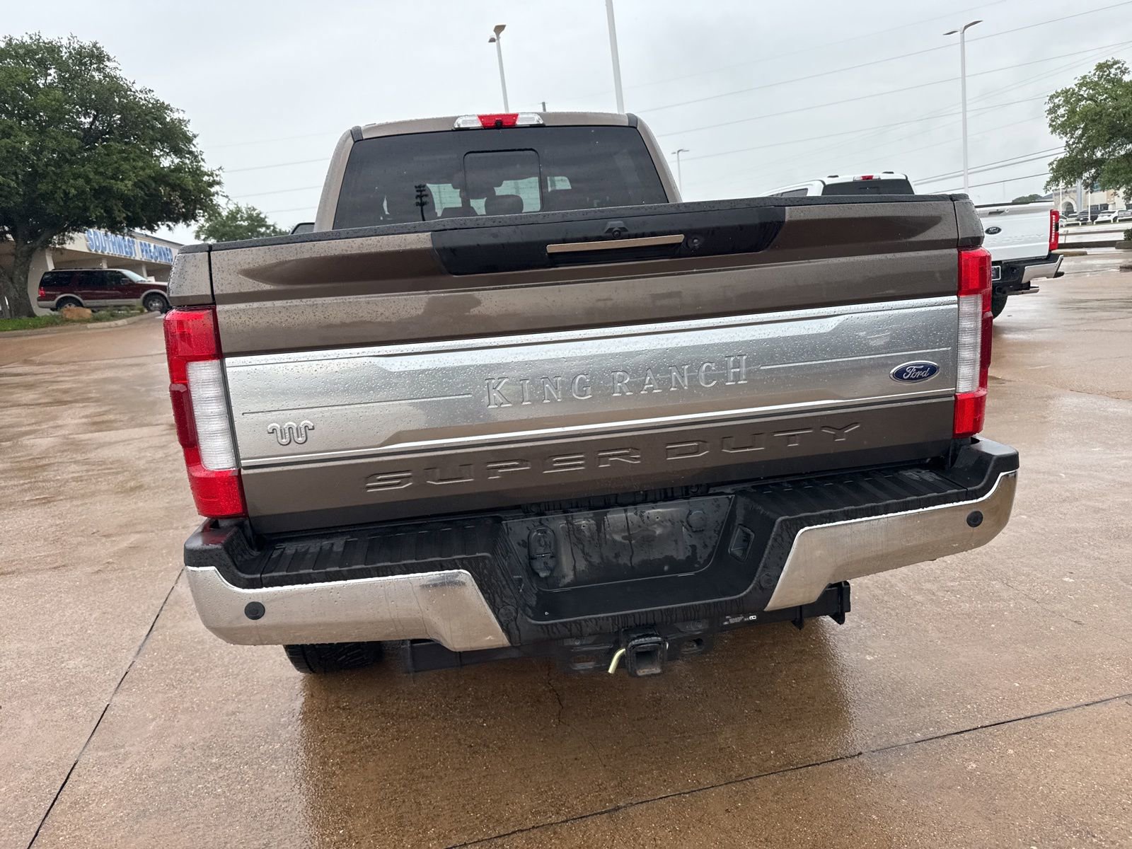Used 2017 Ford F250 King Ranch w/ King Ranch Ultimate Package AWD/4WD image 6