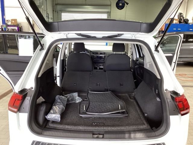 Used 2023 Volkswagen Tiguan S image 15
