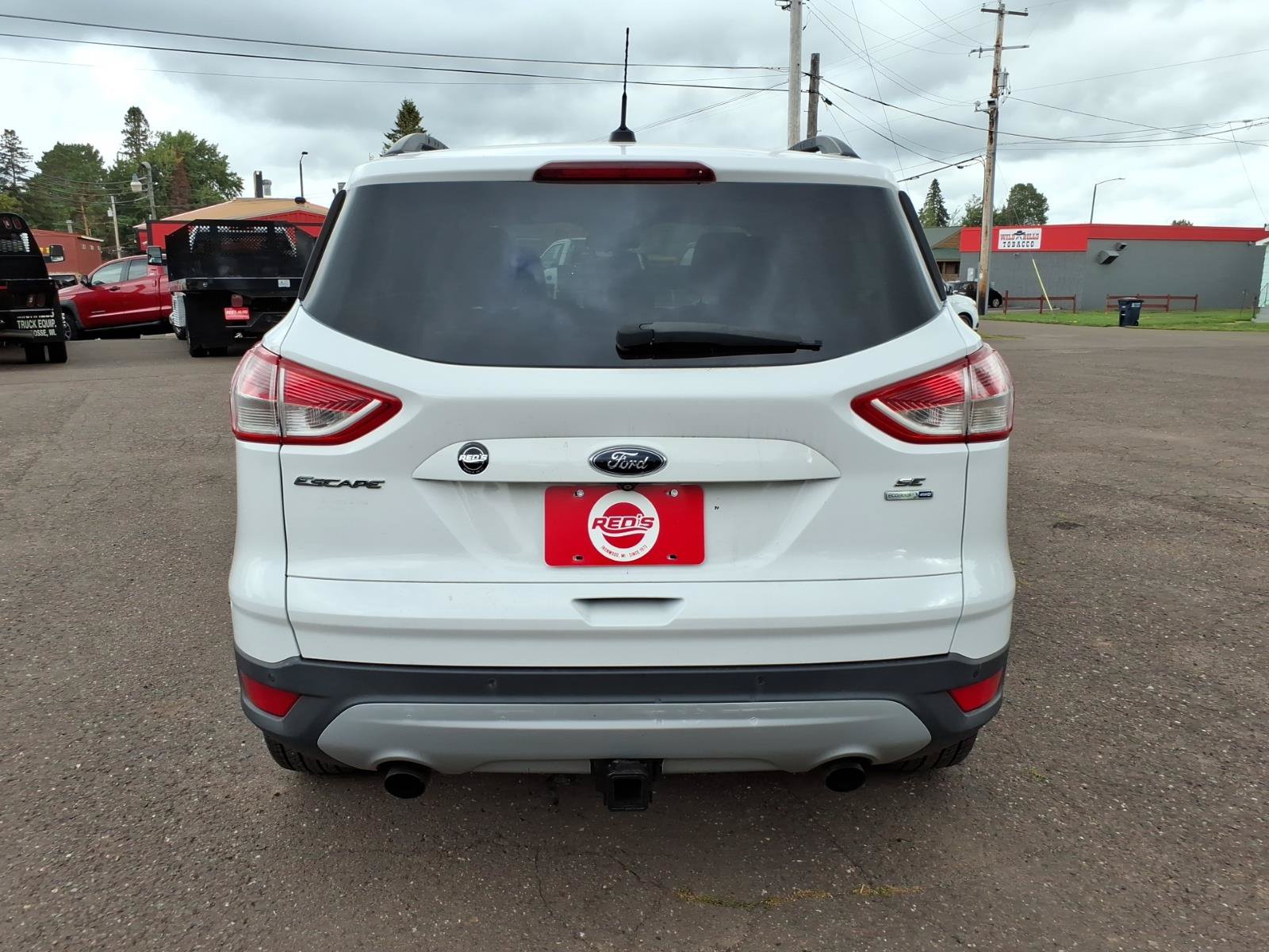 Used 2016 Ford Escape SE w/ Equipment Group 201A AWD/4WD image 4