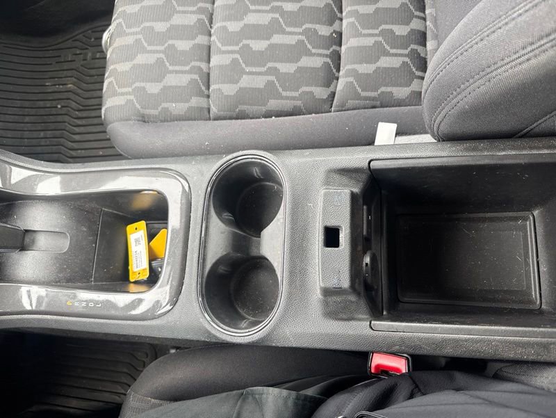 Used 2014 Chevrolet Volt FWD image 17