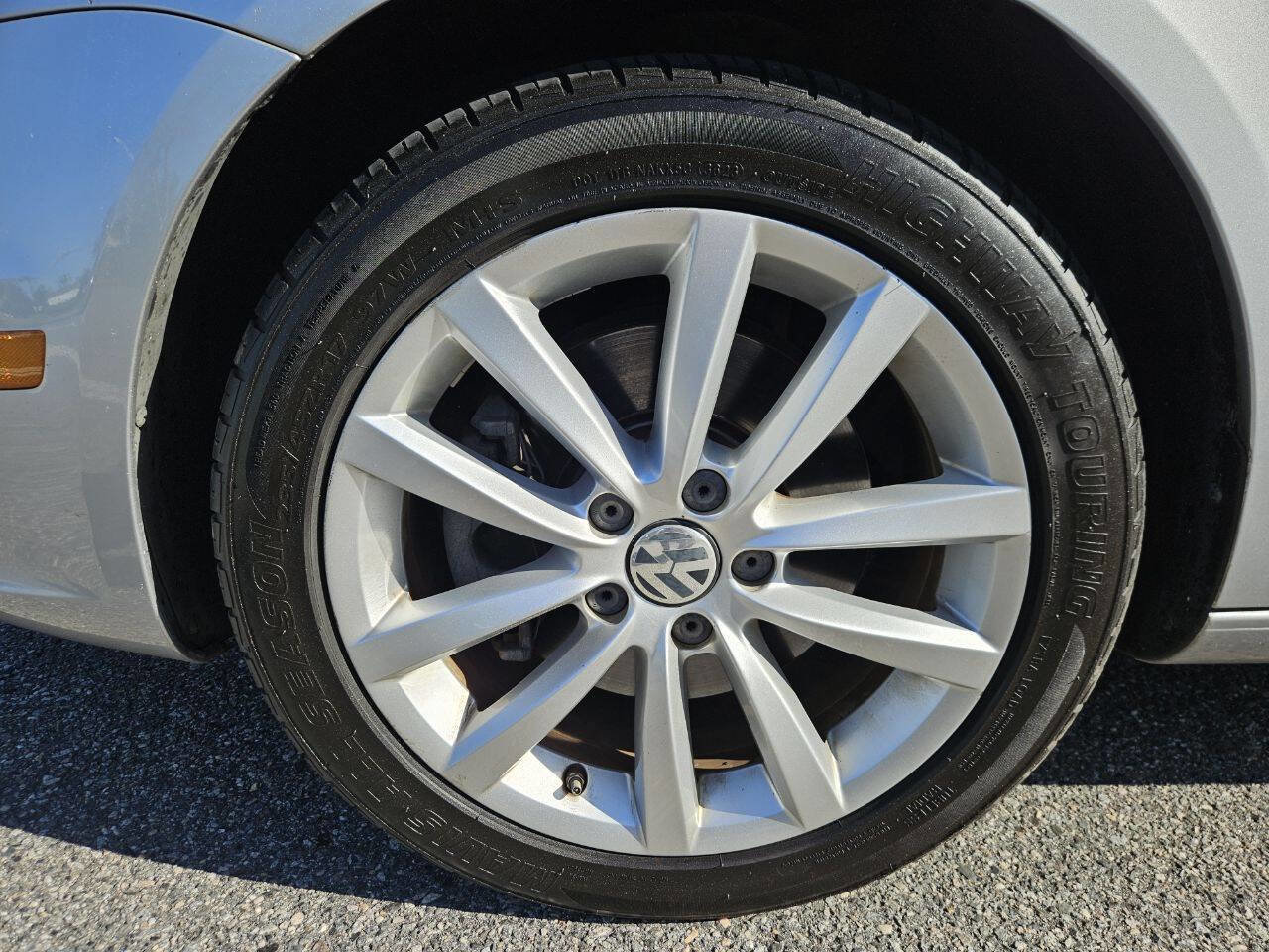 Used 2015 Volkswagen Eos Komfort FWD image 26