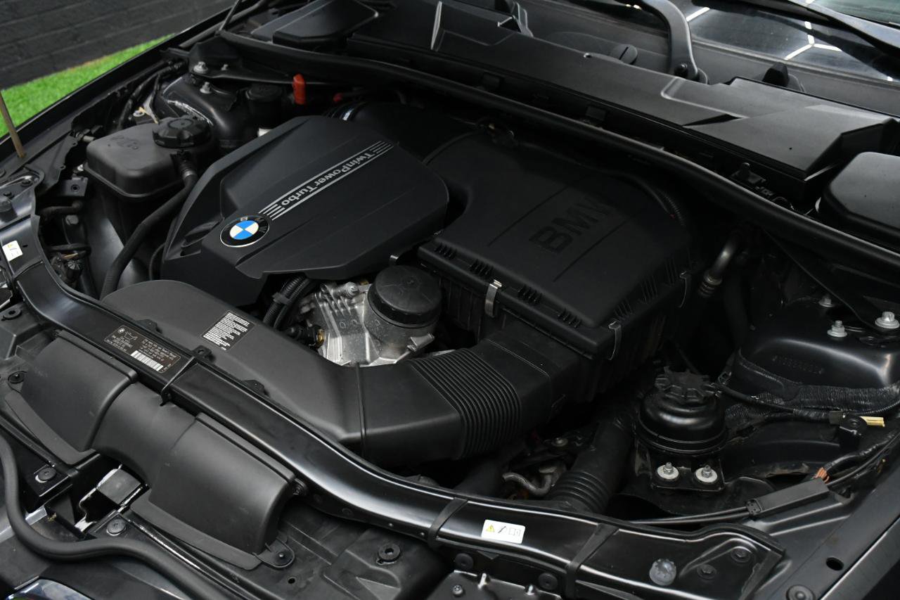 Used 2011 BMW 335i Coupe image 10