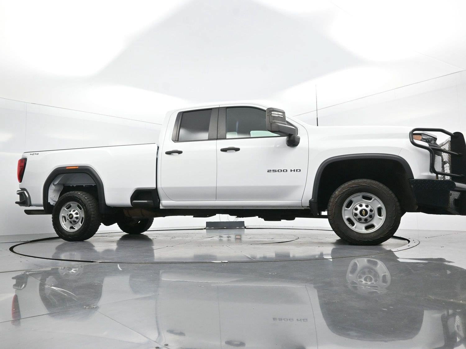 Used 2021 Chevrolet Silverado 2500 W/T w/ WT Convenience Package AWD/4WD image 39
