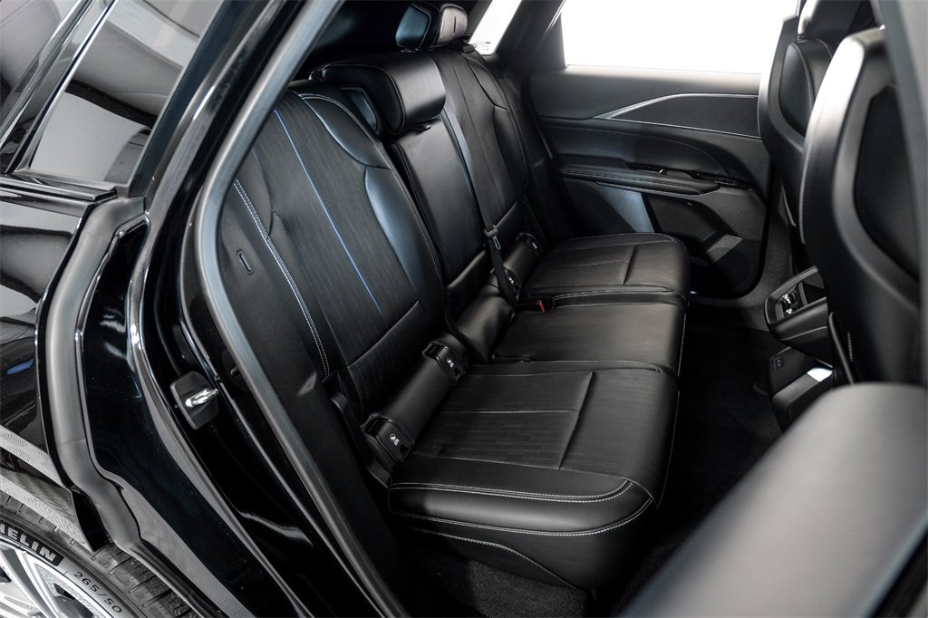 Used 2024 Cadillac Lyriq Luxury w/ LPO, Floor Liner Package image 34