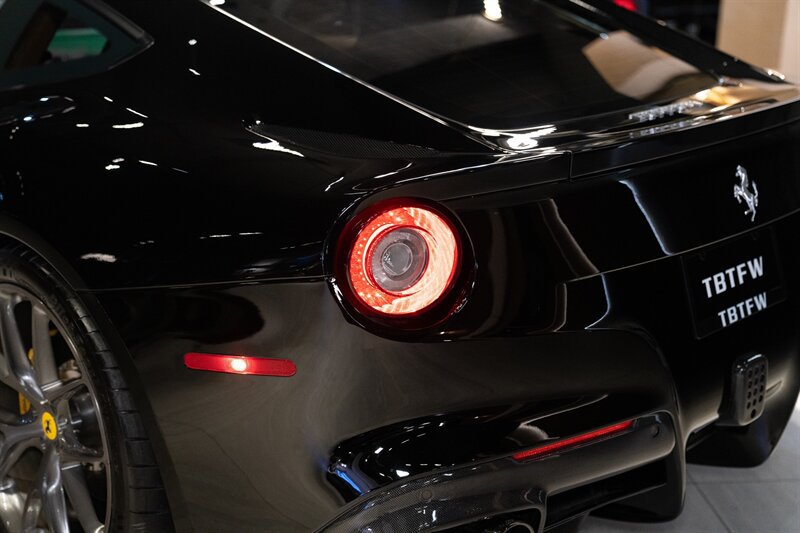 Used 2014 Ferrari F12 Berlinetta RWD image 35