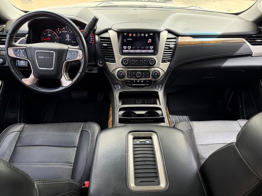 Used 2016 GMC Yukon XL Denali w/ Open Road Package AWD/4WD image 17