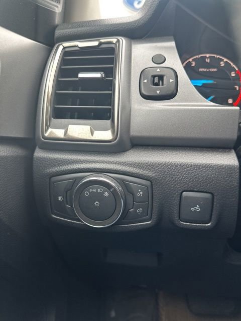 Certified 2022 Ford Ranger XLT w/ Equipment Group 301A Mid image 18