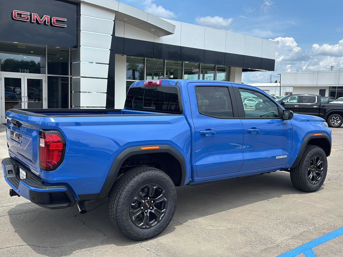 New 2025 GMC Canyon Elevation w/ Convenience Package image 8