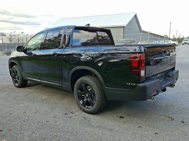 New 2026 Honda Ridgeline Black Edition image 4