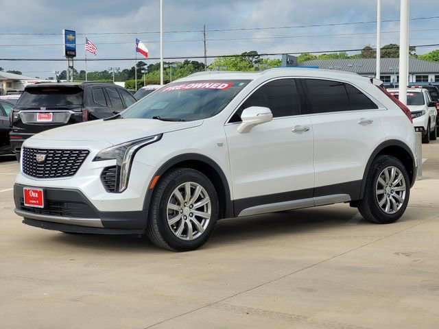 Used 2021 Cadillac XT4 Premium Luxury w/ Cold Weather Package image 3