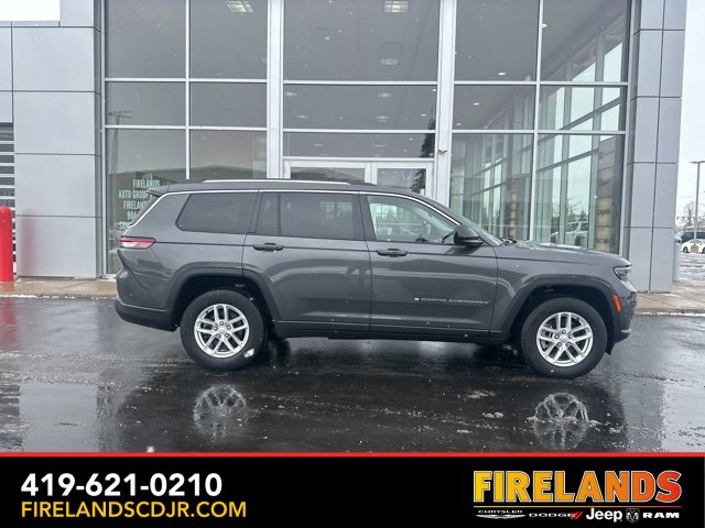 Used 2023 Jeep Grand Cherokee L Laredo w/ Luxury Tech Group I image 16