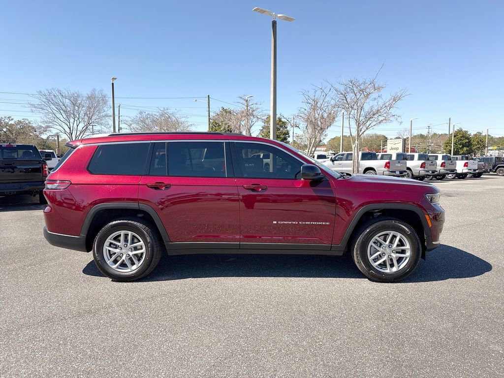 New 2026 Jeep Grand Cherokee L Laredo image 2