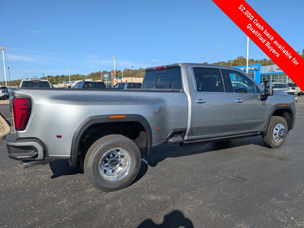 New 2026 GMC Sierra 3500 Denali Ultimate AWD/4WD image 8
