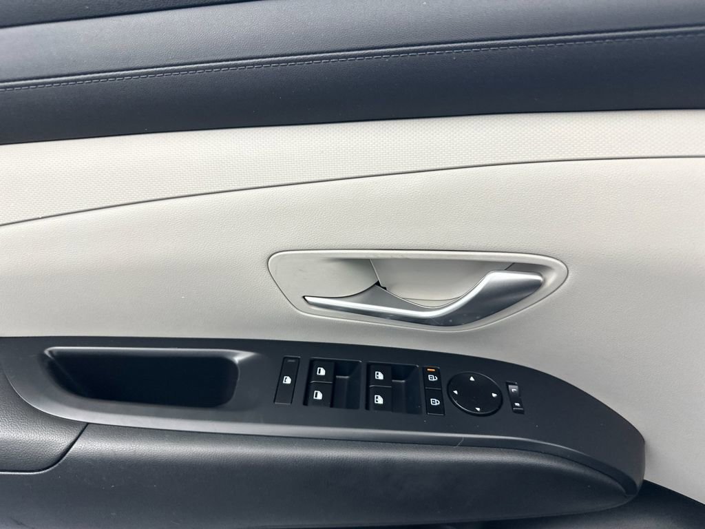Used 2025 Hyundai Tucson SEL FWD image 10