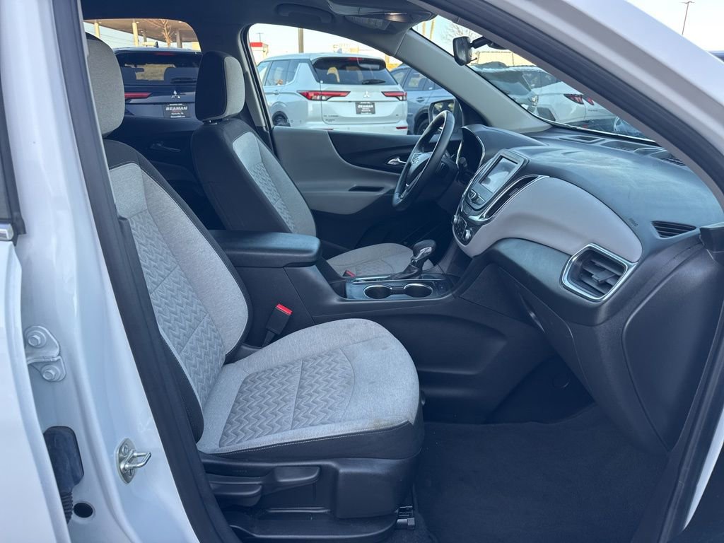 Used 2024 Chevrolet Equinox LT image 19