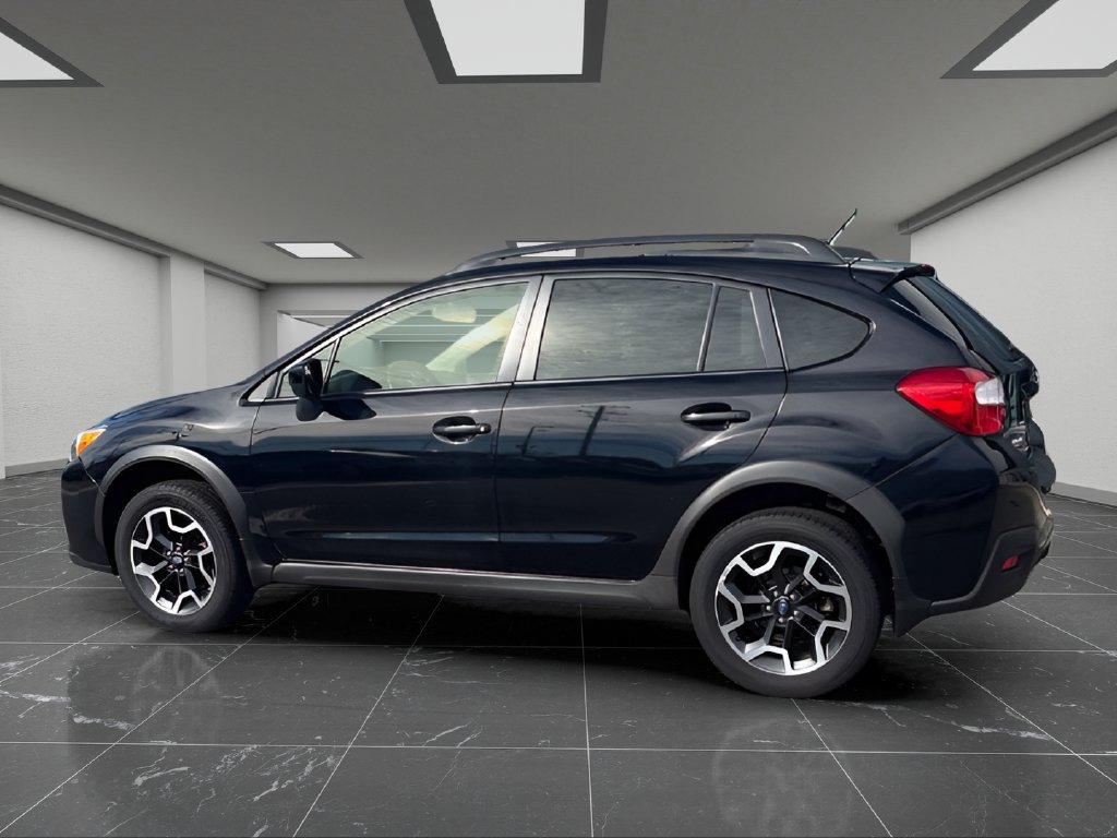 Used 2016 Subaru Crosstrek 2.0i Premium w/ Moonroof Package AWD/4WD image 11