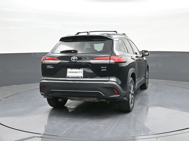 Used 2024 Toyota Corolla Cross XLE w/ Convenience Package image 11