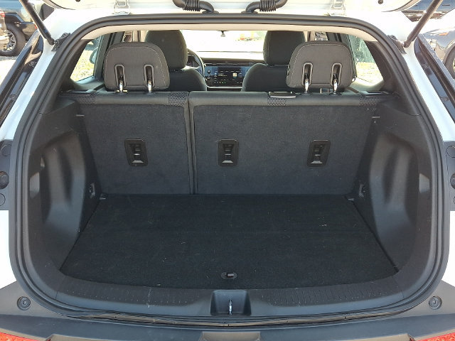 Used 2023 Chevrolet Bolt EUV LT FWD image 28