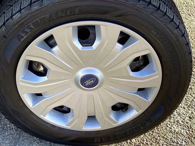 Used 2022 Ford Transit Connect XL image 29