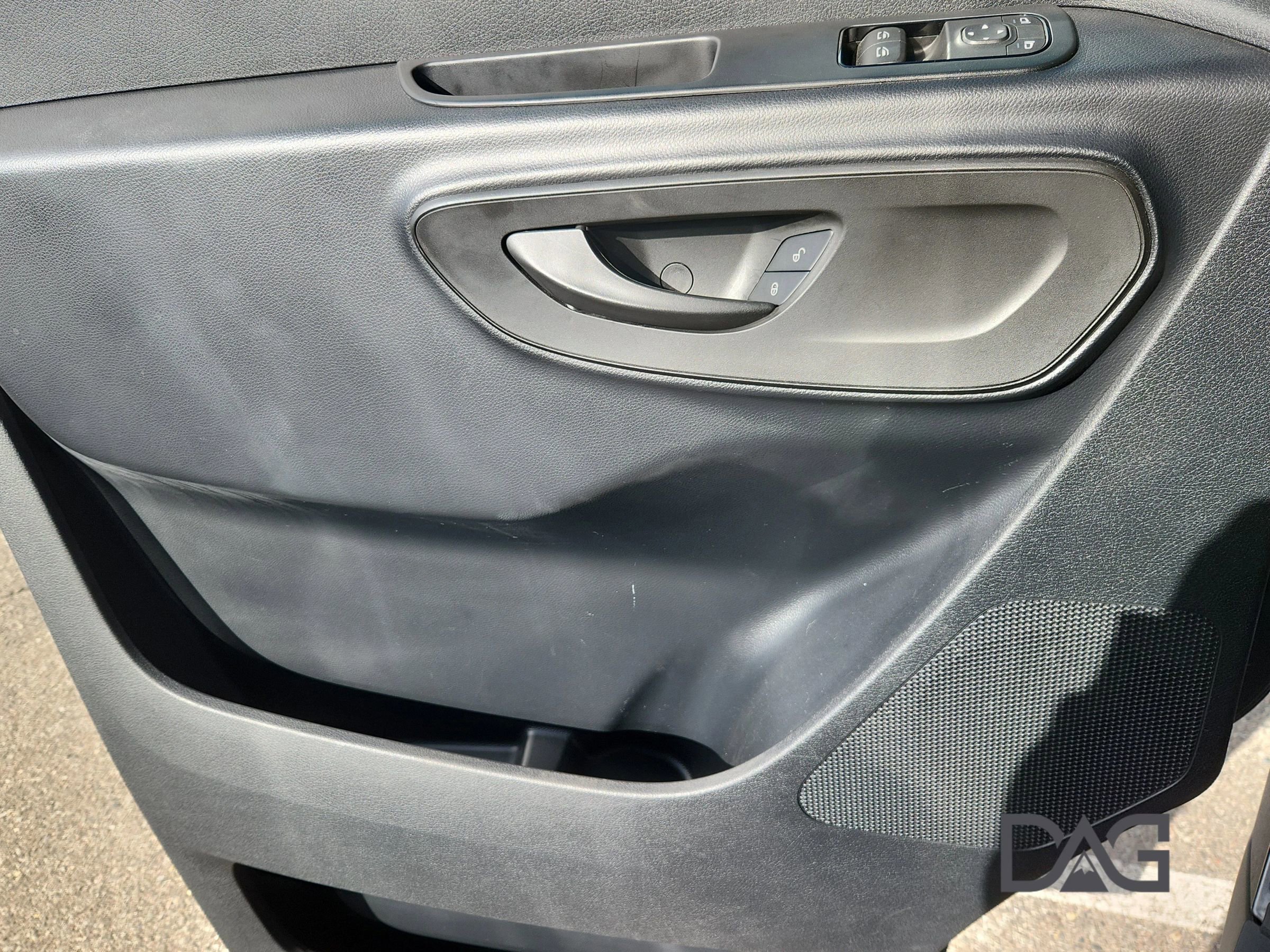 Used 2022 Mercedes-Benz Sprinter 4500 w/ Parking Package image 12