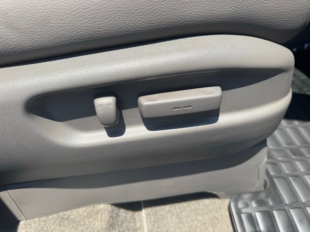 Used 2014 Honda Odyssey EX-L image 24