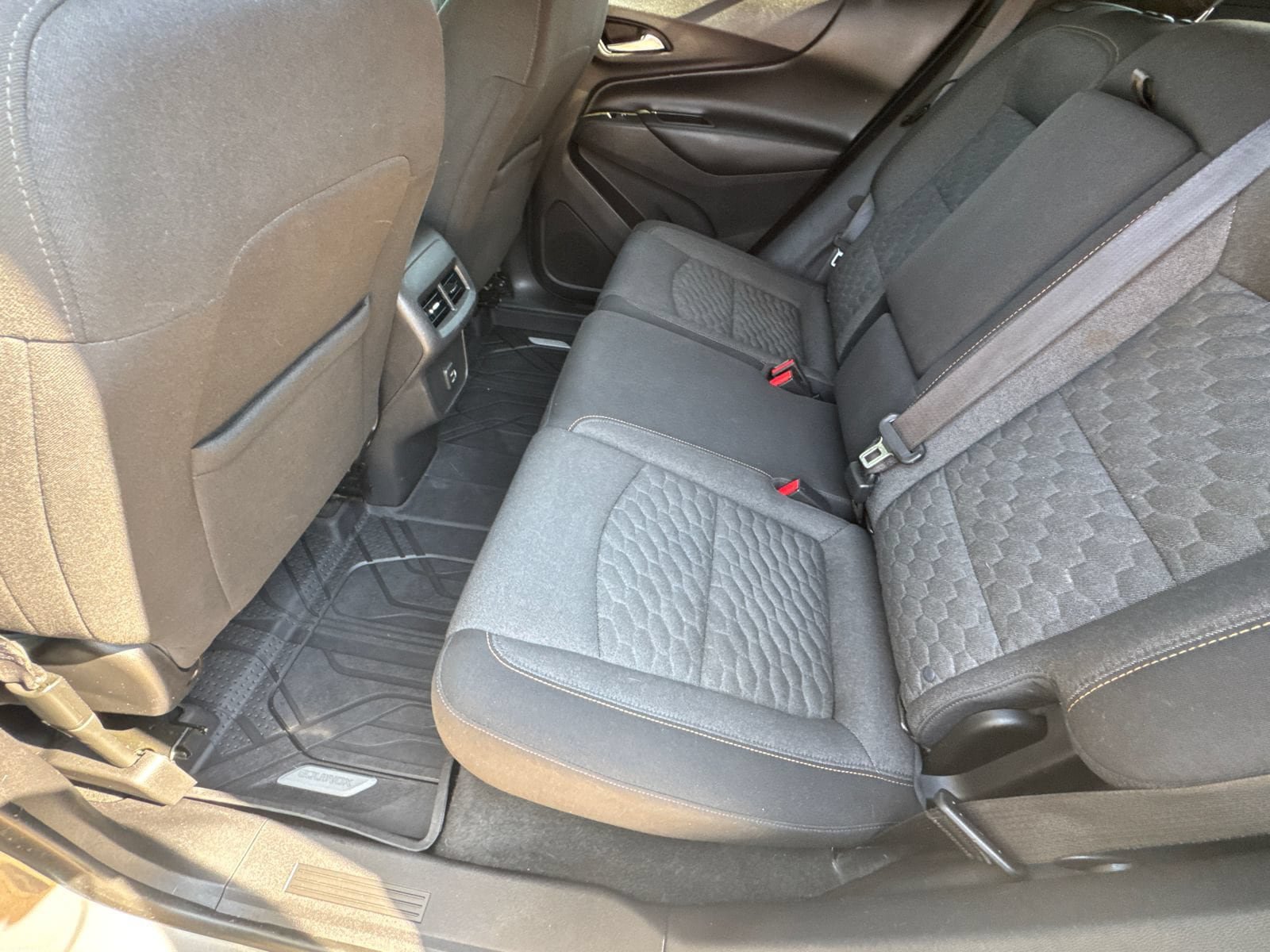 Used 2019 Chevrolet Equinox LT FWD image 22