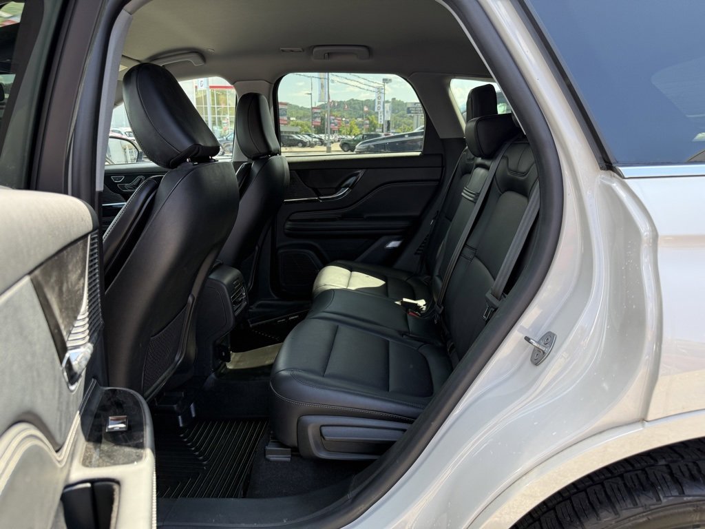 Used 2022 Lincoln Corsair AWD w/ Equipment Group 101A image 31