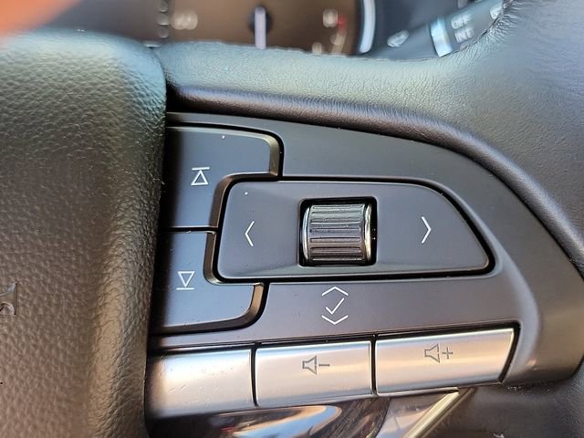 Certified 2023 Cadillac XT6 Premium Luxury image 10