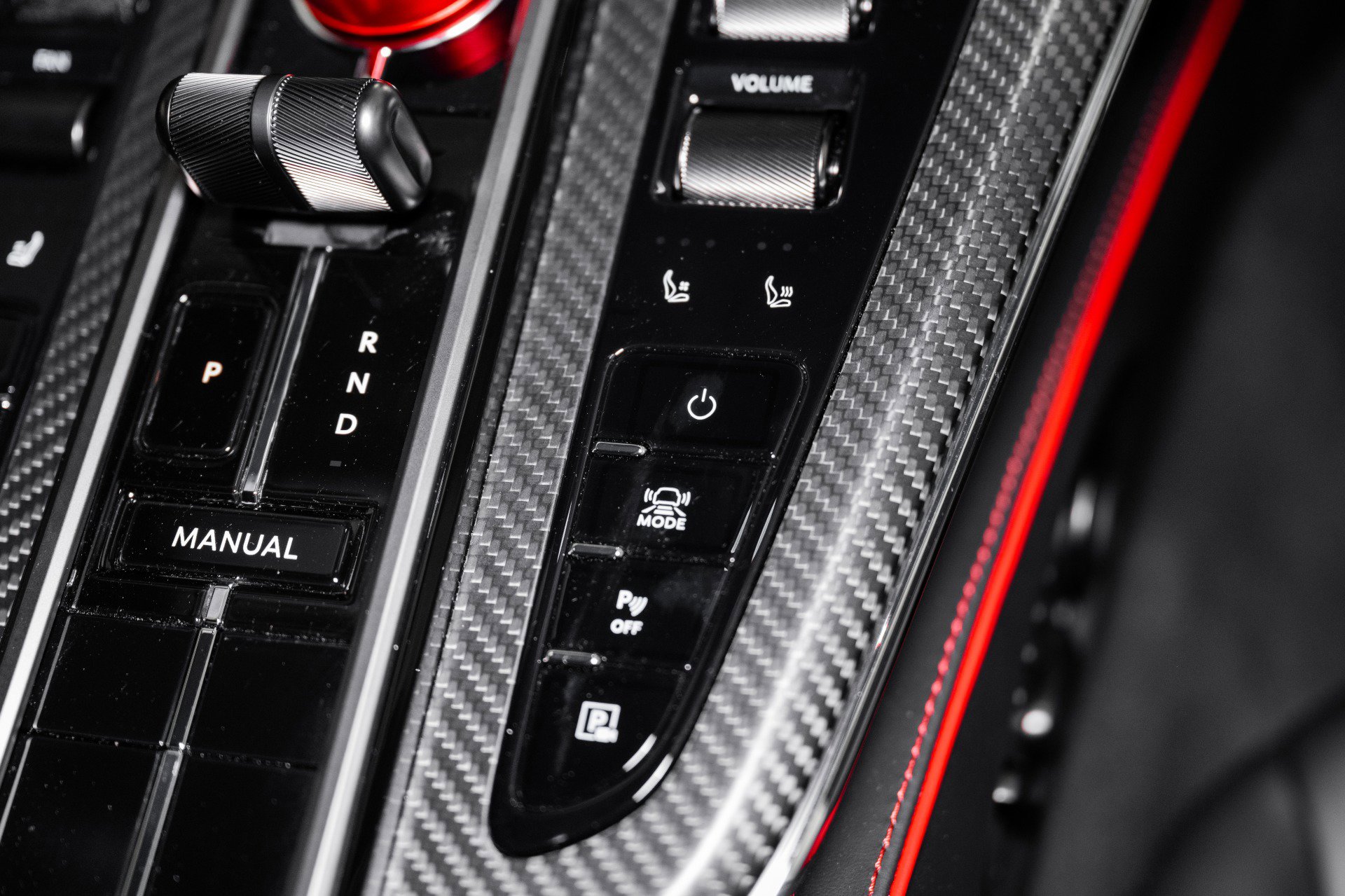 New 2026 Aston Martin V8 Vantage S RWD image 31