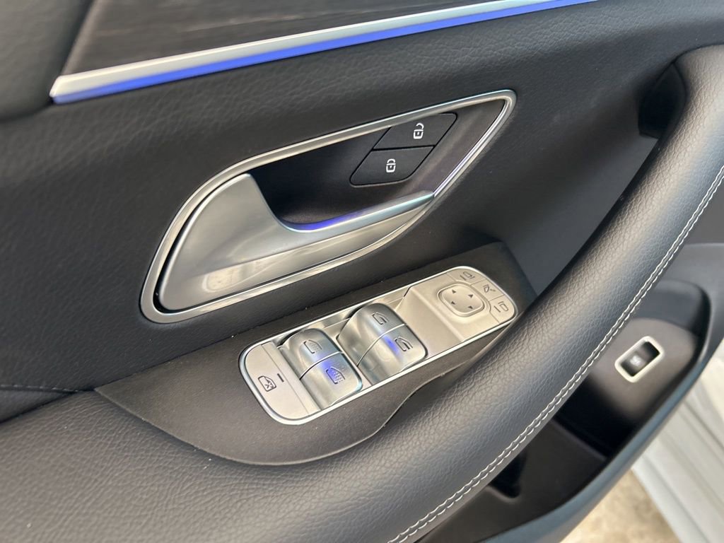 Used 2025 Mercedes-Benz GLS 450 4MATIC w/ AMG Line Exterior image 48