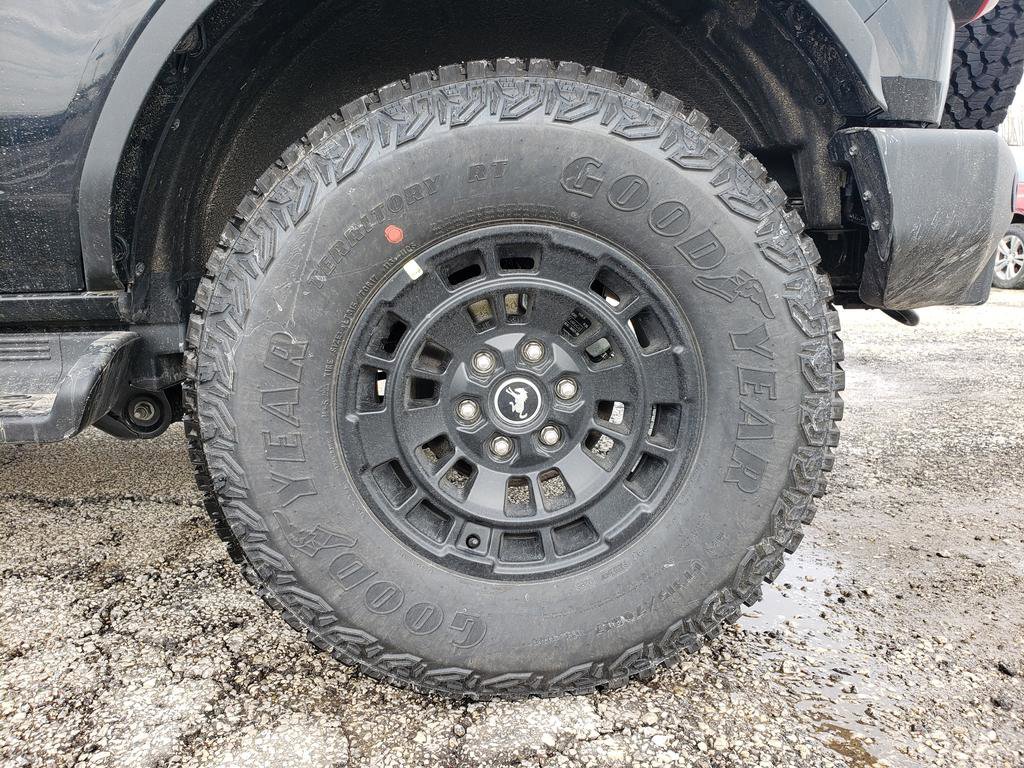 New 2026 Ford Bronco Outer Banks w/ Sasquatch Package image 12