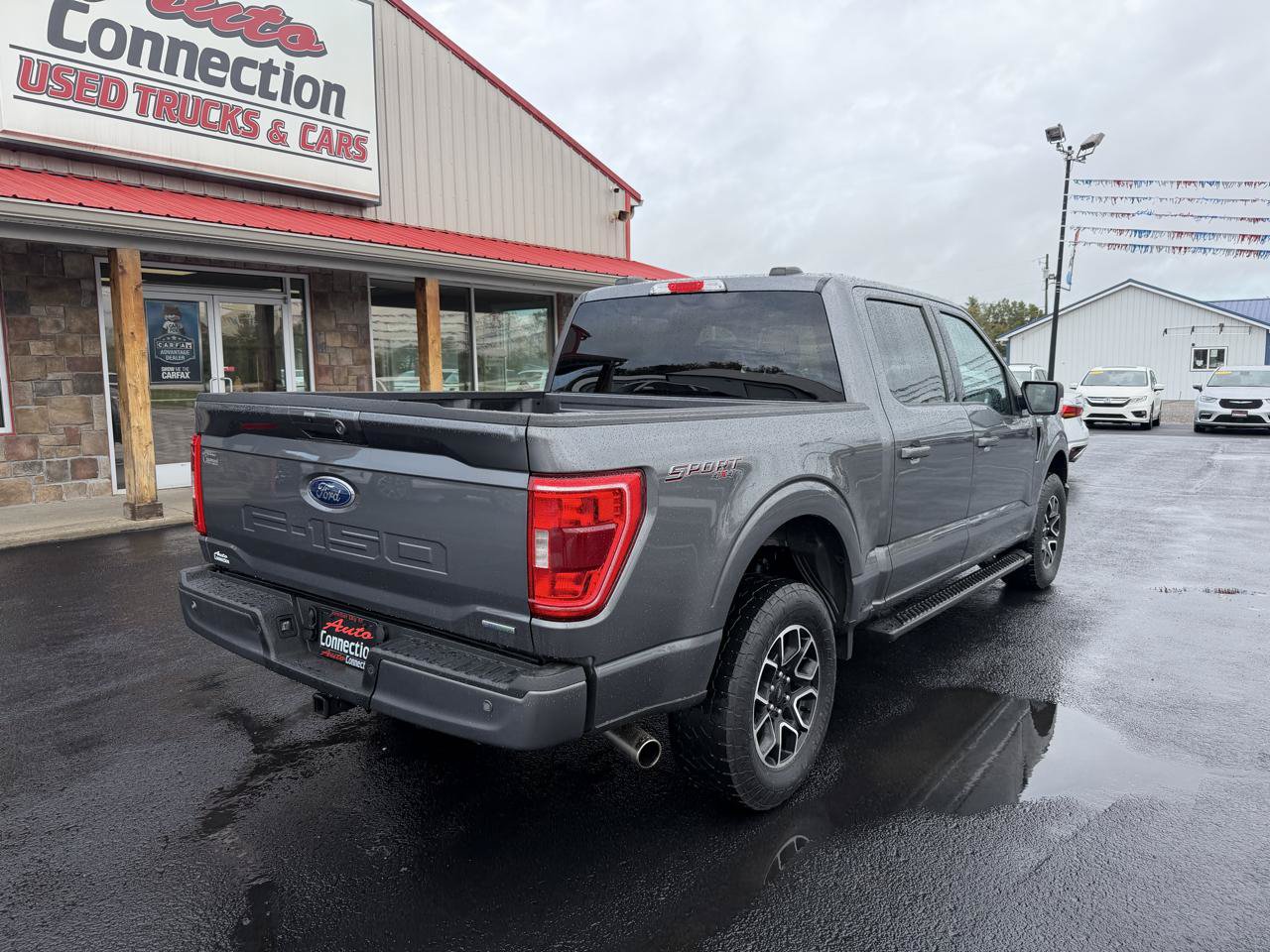 Used 2022 Ford F150 XLT w/ Equipment Group 302A High AWD/4WD image 4