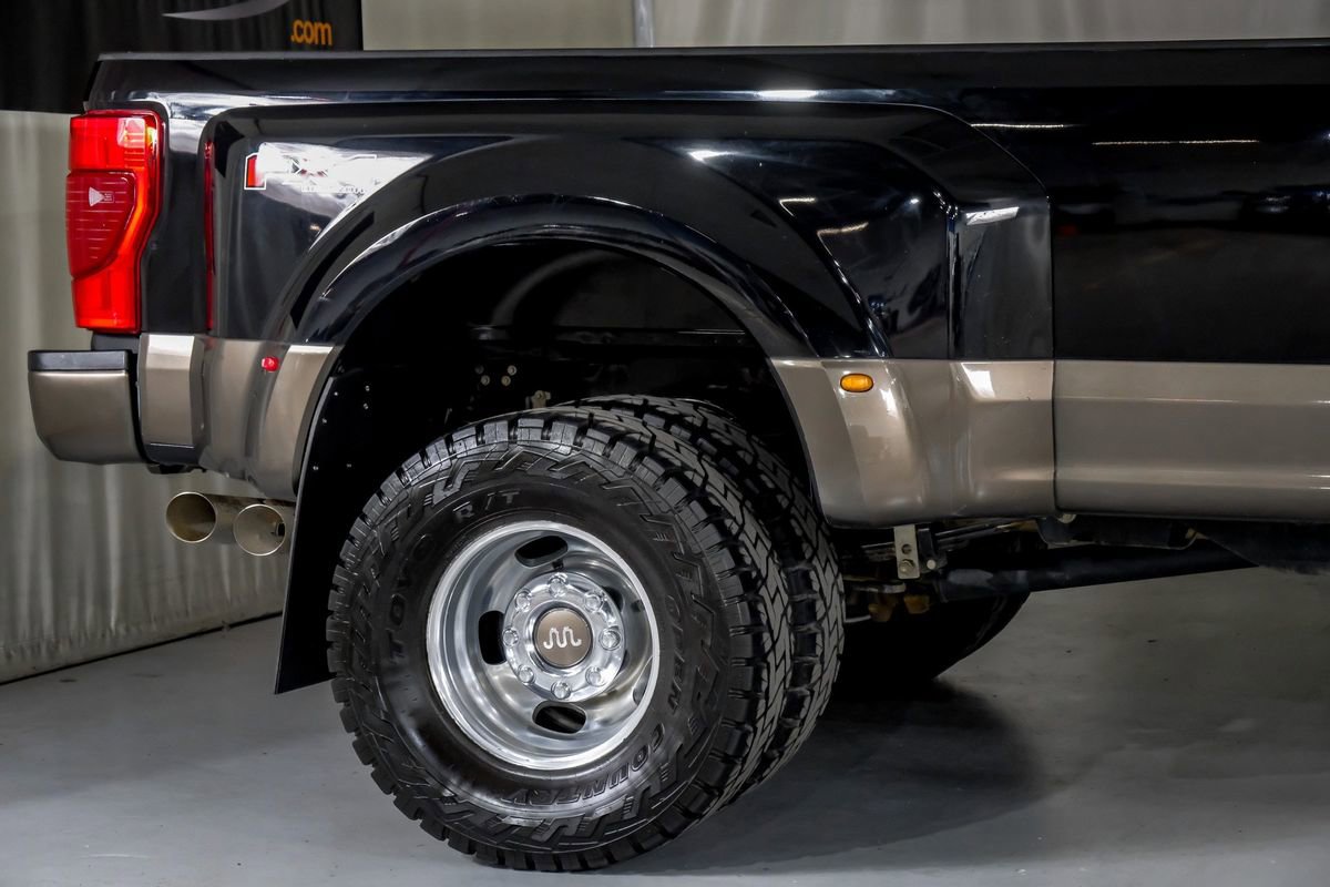 Used 2022 Ford F350 King Ranch image 6