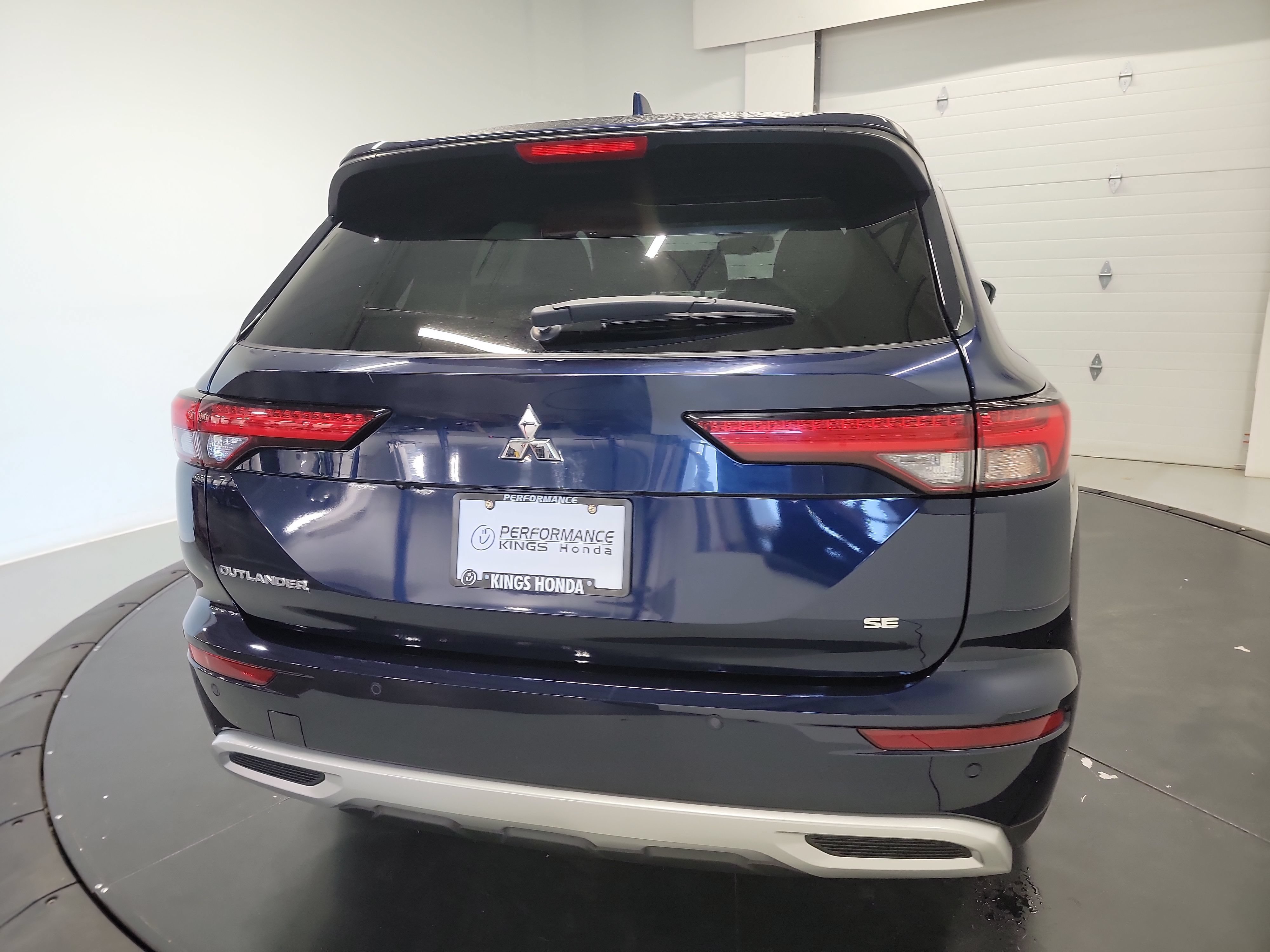 Used 2023 Mitsubishi Outlander SE FWD image 8