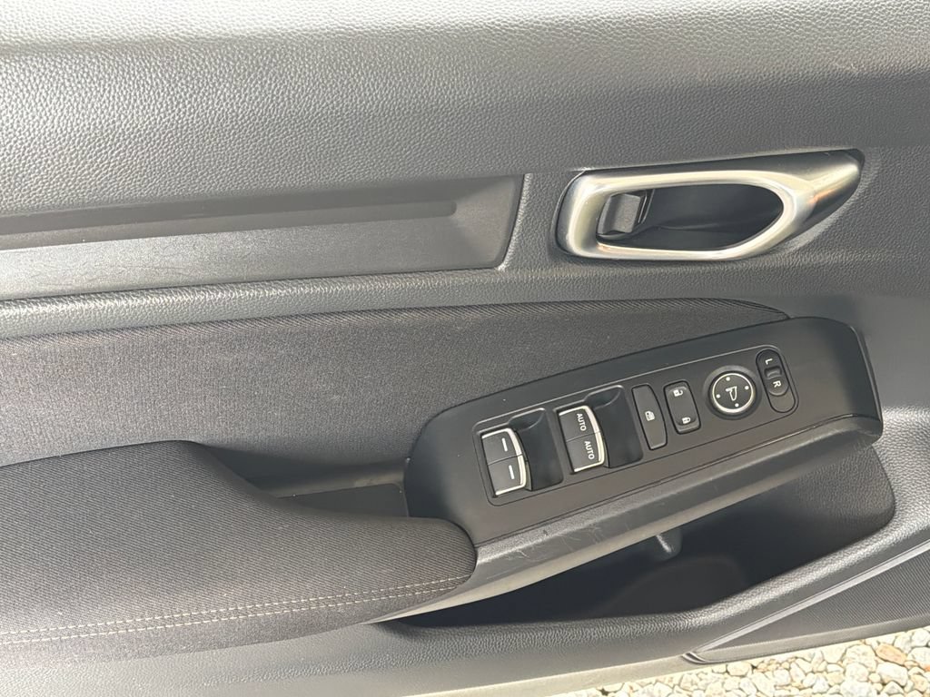 Used 2025 Honda Civic Sport image 3