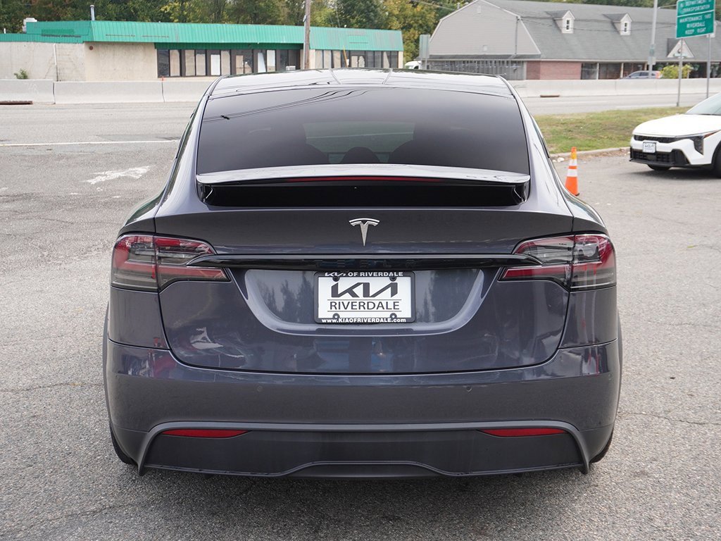 Used 2022 Tesla Model X image 16