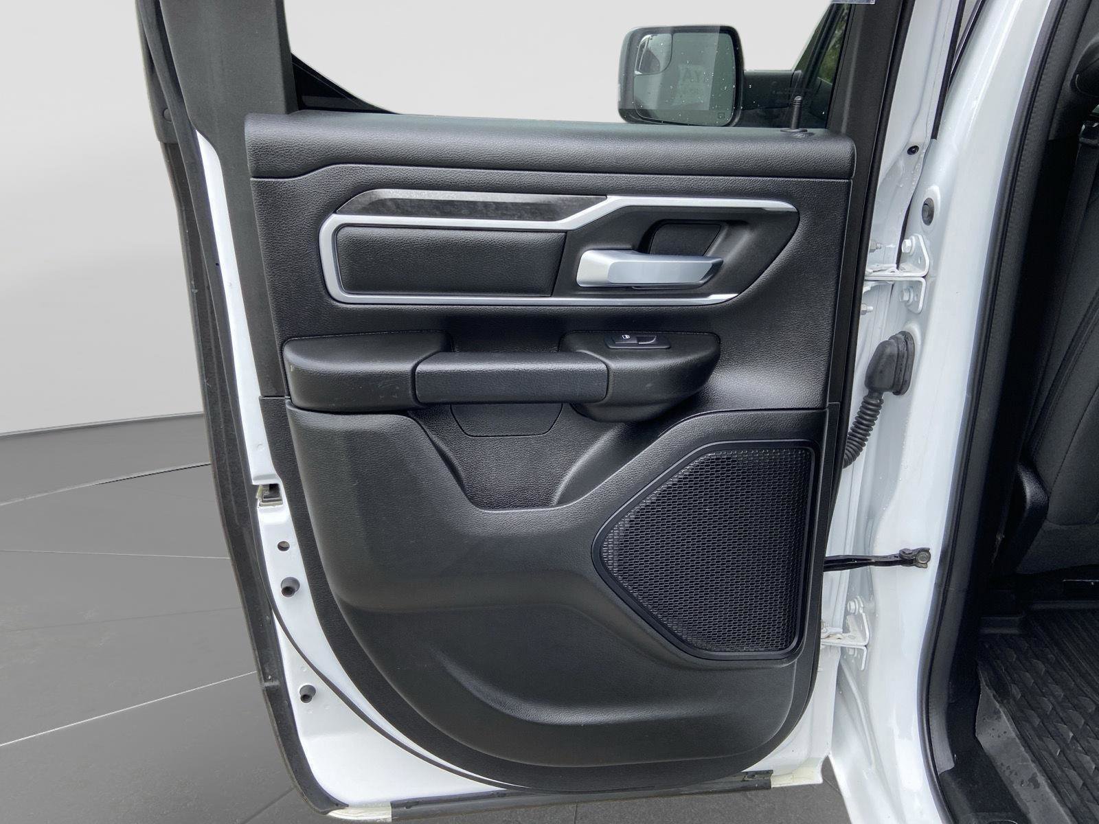 Used 2022 RAM 1500 Big Horn AWD/4WD image 27