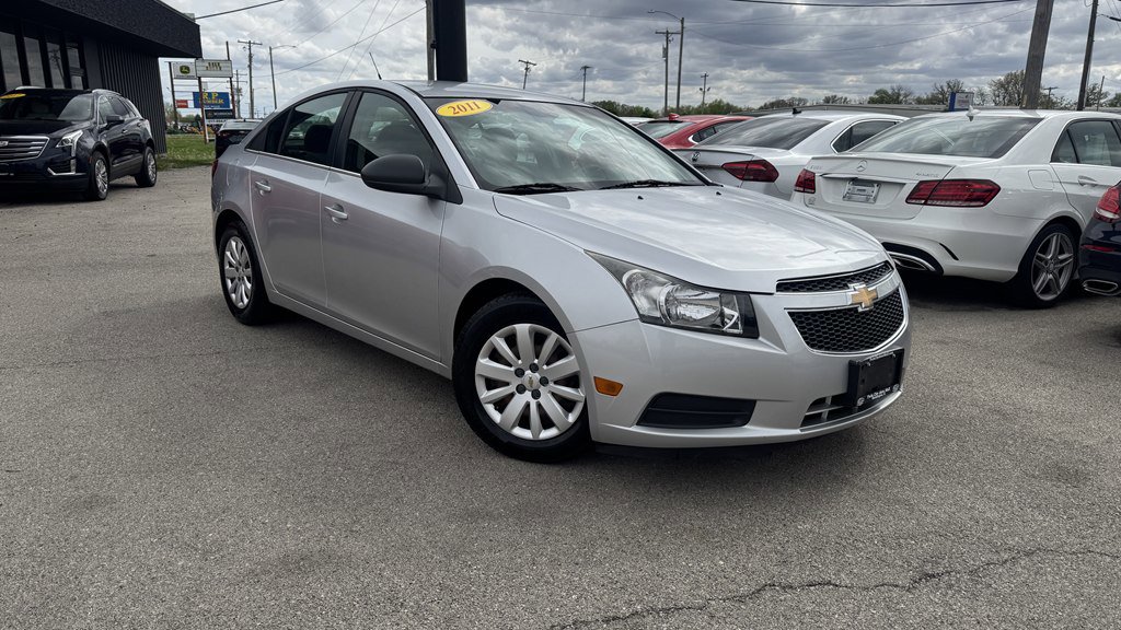 Used 2011 Chevrolet Cruze LS w/ Connectivity Package FWD image 2