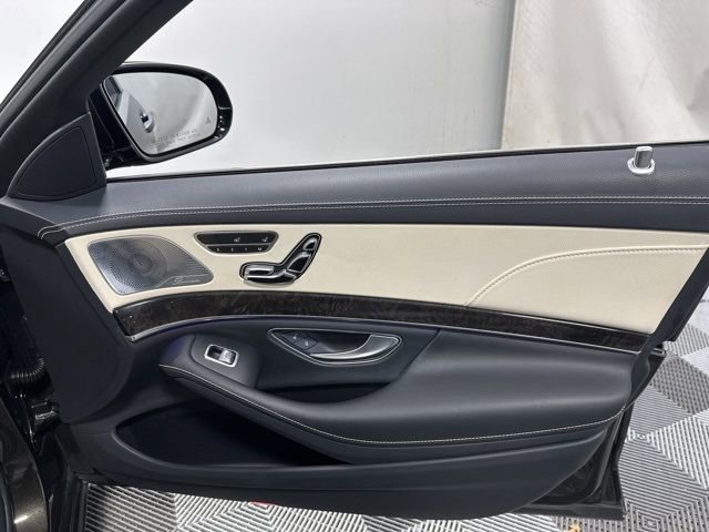 Used 2015 Mercedes-Benz S 550 S 550 image 32