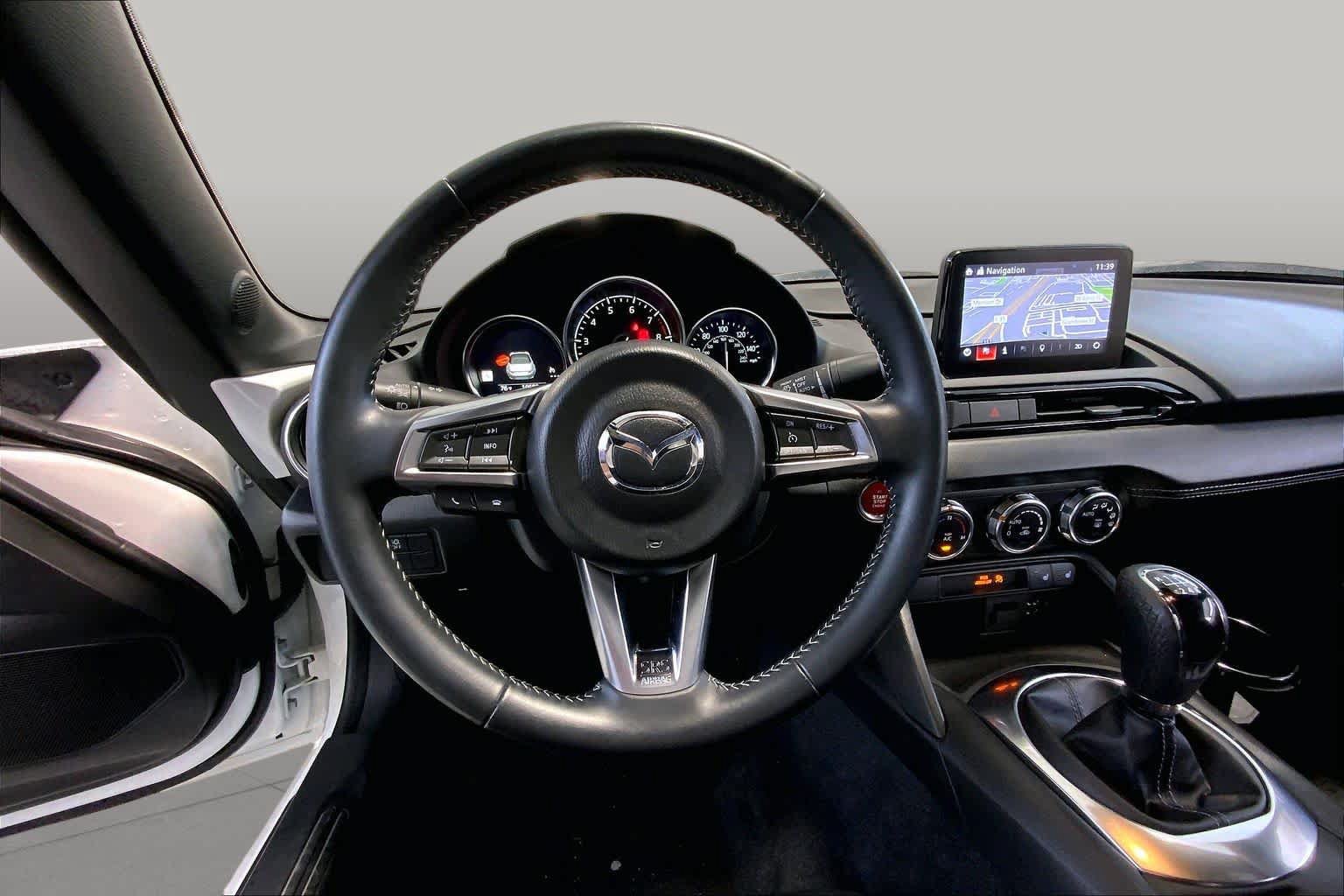 Used 2023 MAZDA MX-5 Miata Grand Touring RWD image 5