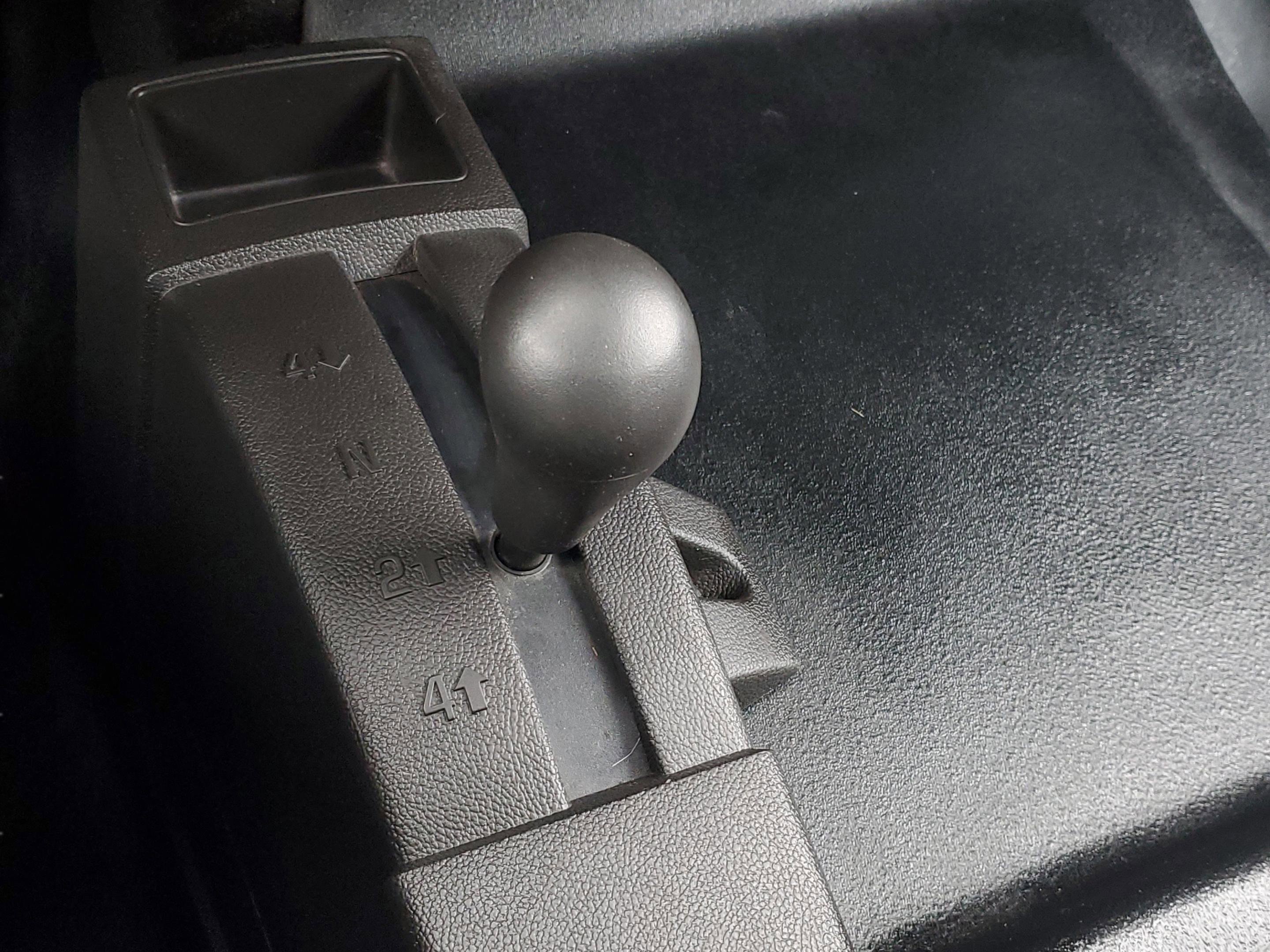 Used 2016 Chevrolet Silverado 1500 Custom image 24