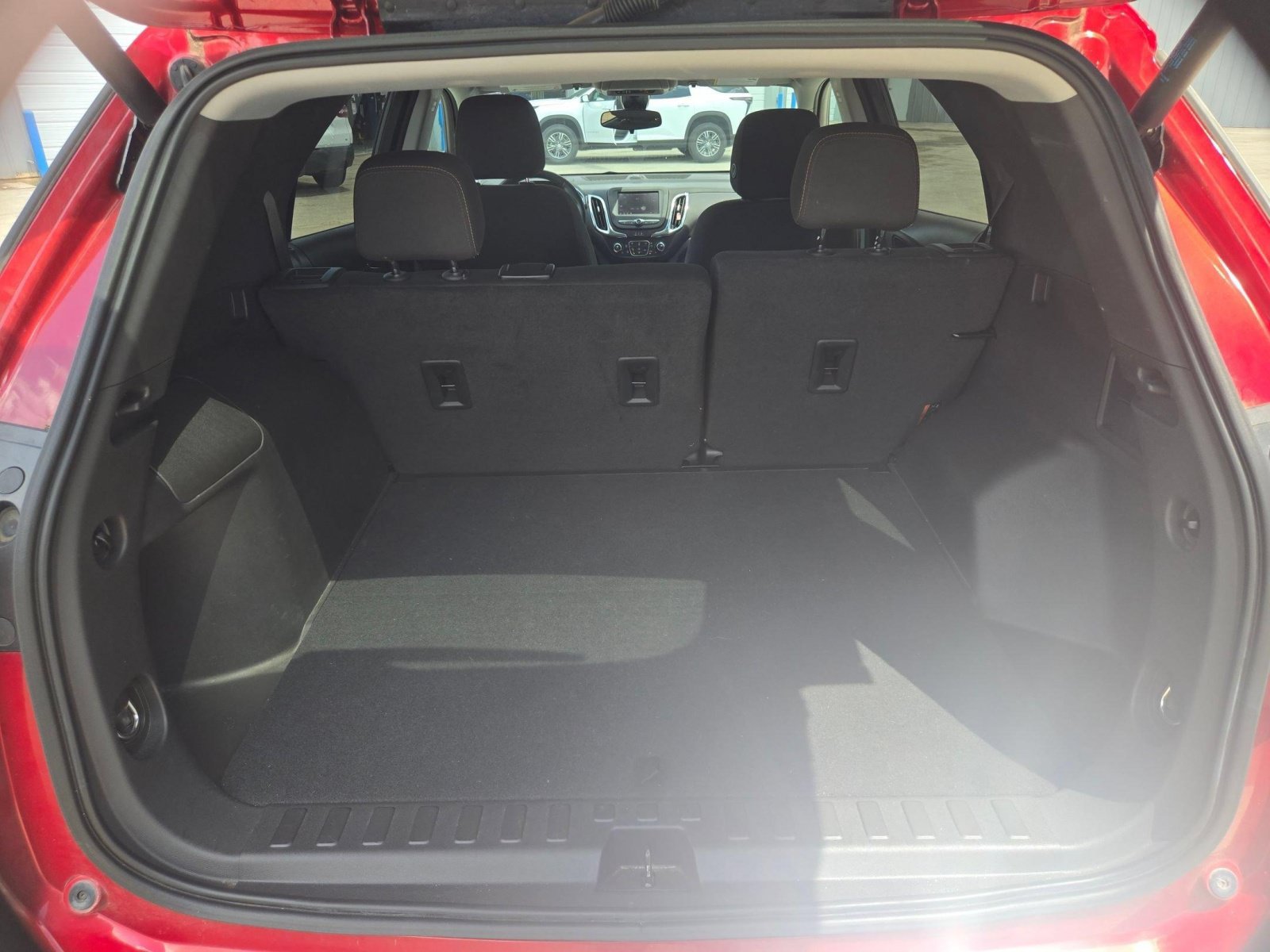 Used 2024 Chevrolet Equinox LT FWD image 21
